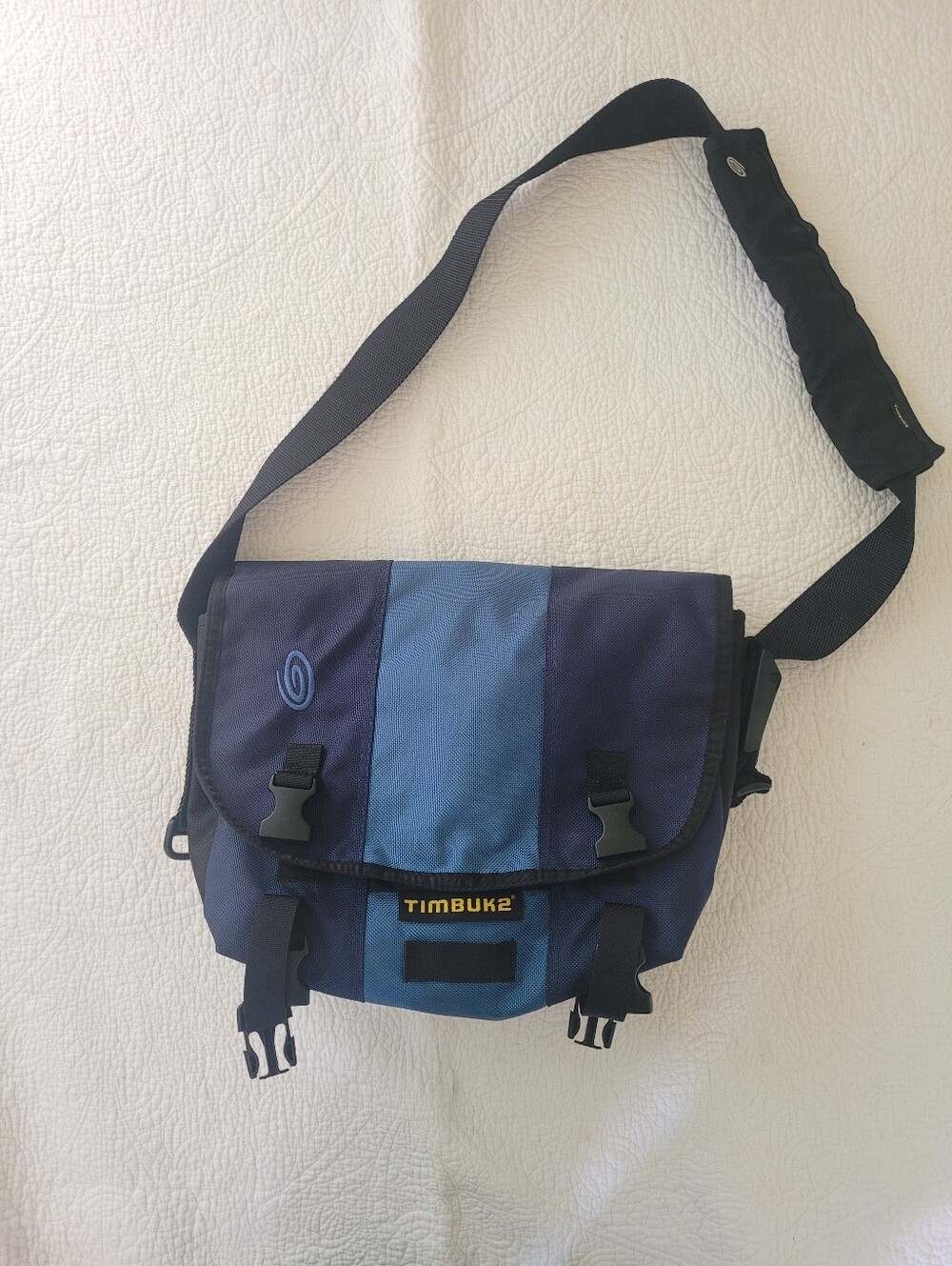 Timbuk2 Messenger Bag Small Blue Black Commuter Laptop Crossbody